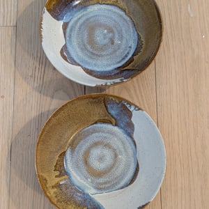 Dyb tallerken brun/beige  – produktbillede