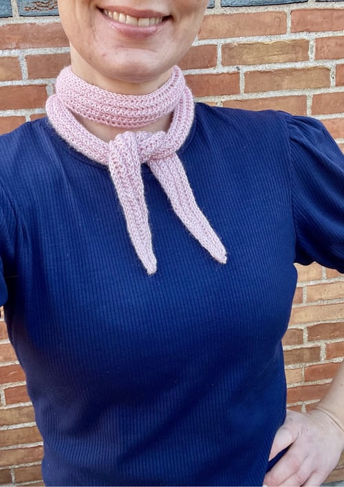 Elise Mini-Scarf strikkeopskrift