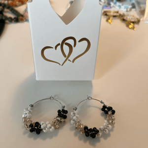 Sort,hvid og Guld creol – produktbillede