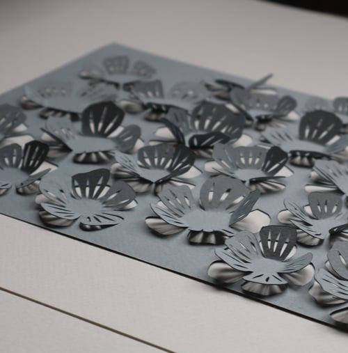A3 - 3D papercut, dueblå, indrammet  (4)