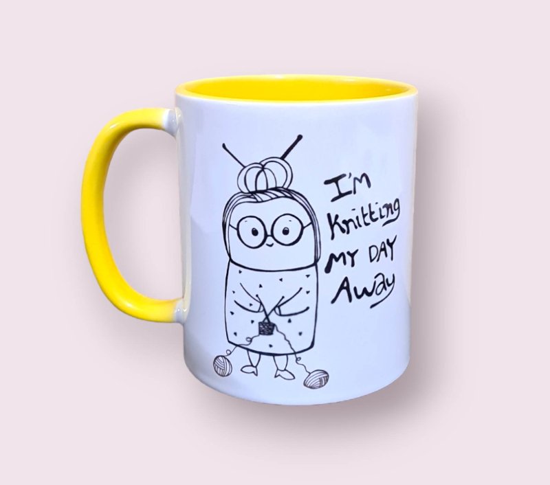 Krus: im knitting my day away Gul (2)