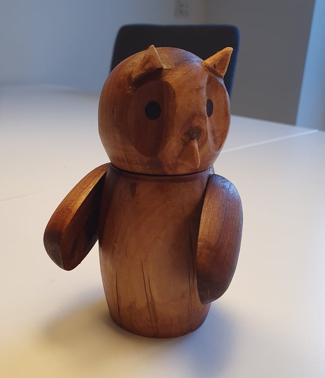 Ugle i æbletræ. 12 cm høj billede 2