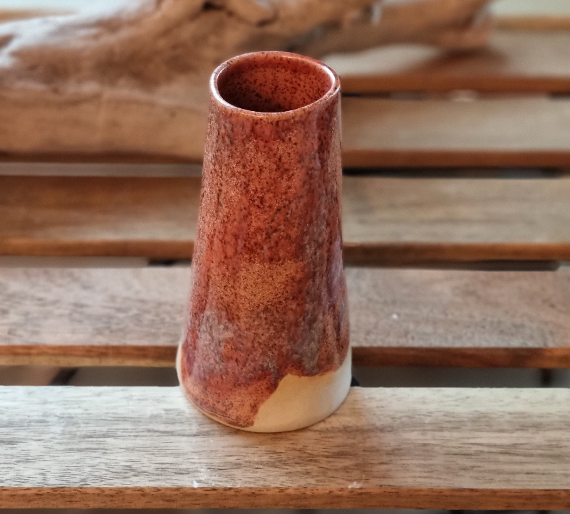 Vase. Højde 14 cm