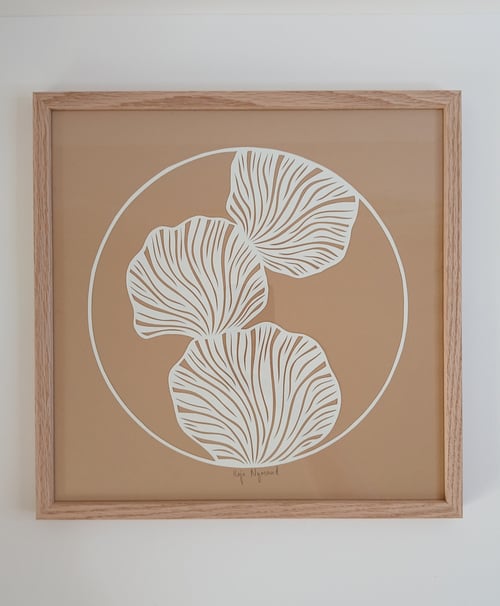 30x30cm paprtcut, sand, indrammet 