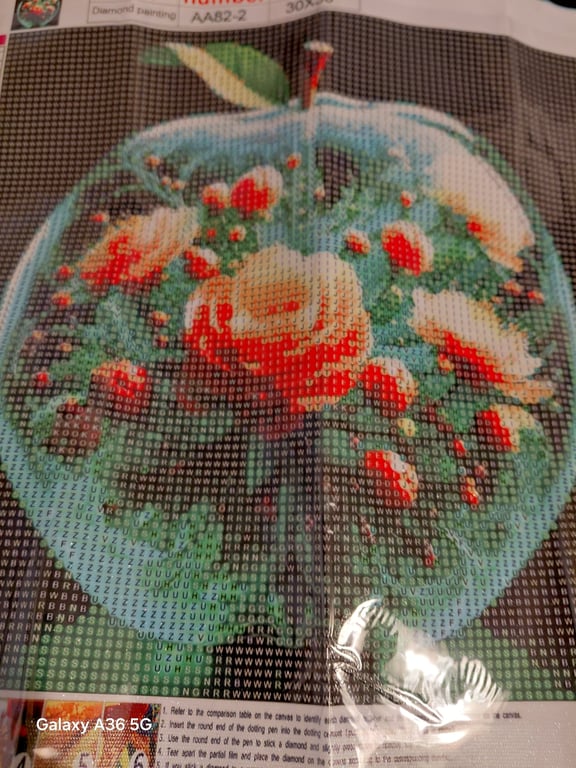 Her er der en riget pænt roserbilde 30×30