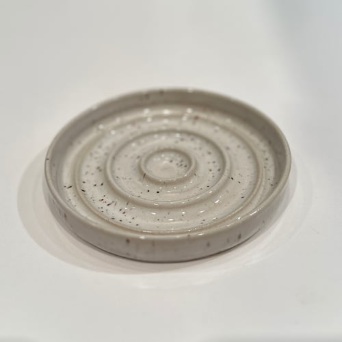 Sæbeskål råhvid med nister (3)