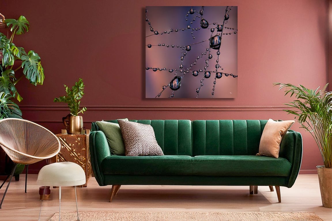 En af Carlsberg Byens berømte elefanter, fanget i et øjeblik i en dråbe