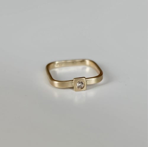 Noomi ring 14 K gold with champagne diamond (2)