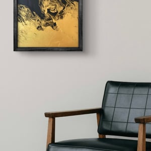 Turning darkness into gold – produktbillede