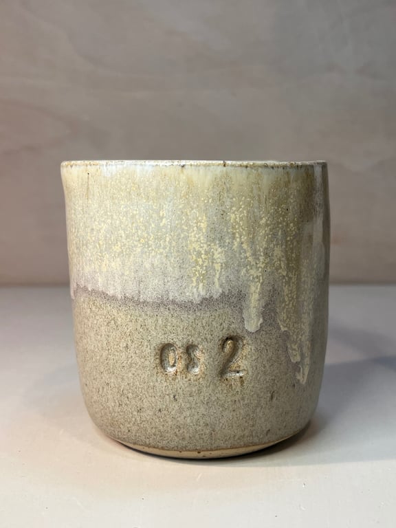 Os 2 hjerteformet kop. 350 ml. H: 9 cm