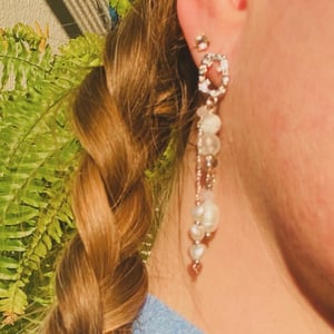 Bjergkrystal og Howlite  – produktbillede