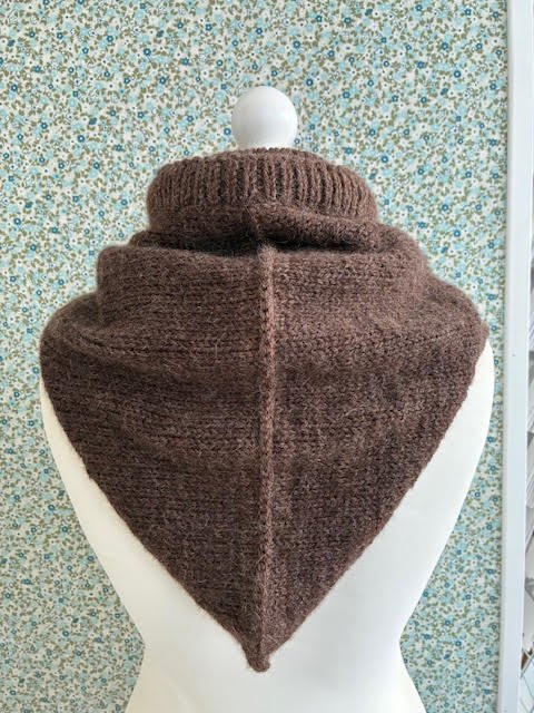 Digital opskrift: Loving Lissi - Pixie Hood (halsedisse med hætte) billede 3