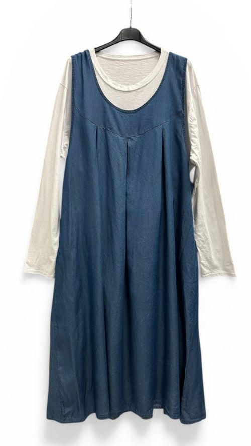 Mimmi sæt 2 i 1, Denim blue w White blouse. Onesize 38-48. (2)