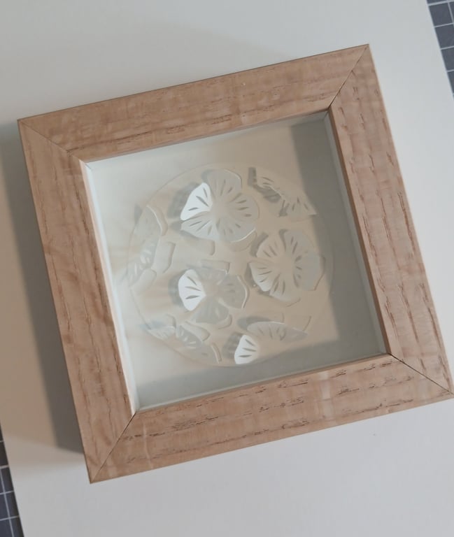 10x10, 3D papercut, hvid, indrammet  billede 3