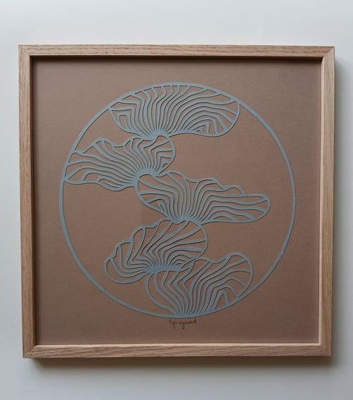 30x30cm papercut, indrammet 
