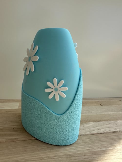 Fuzzy Margurit Vase (4)