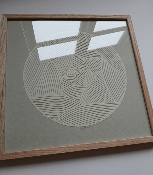 30x30cm papercut, perlegrå, indrammet