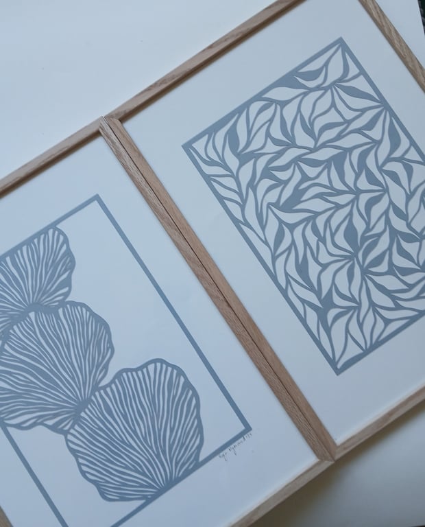 A3 papercut, dueblå, indrammet  (2)