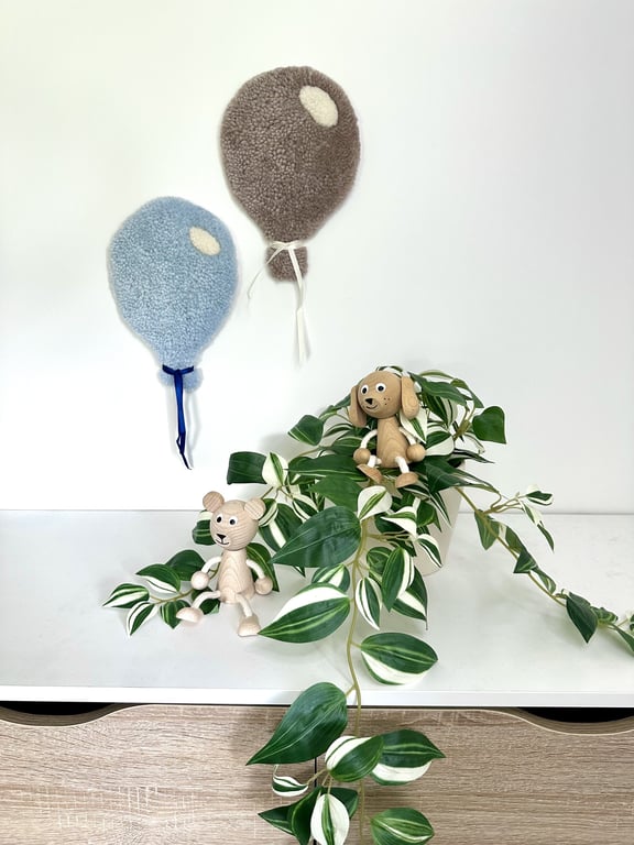 Tuftet farverig ballon (lille)- Håndlavet vægkunst i 100% uld. billede 6