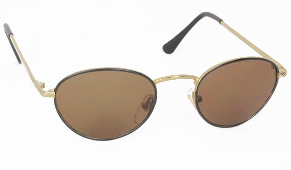Oval solbrille i sort og guldfarvet
