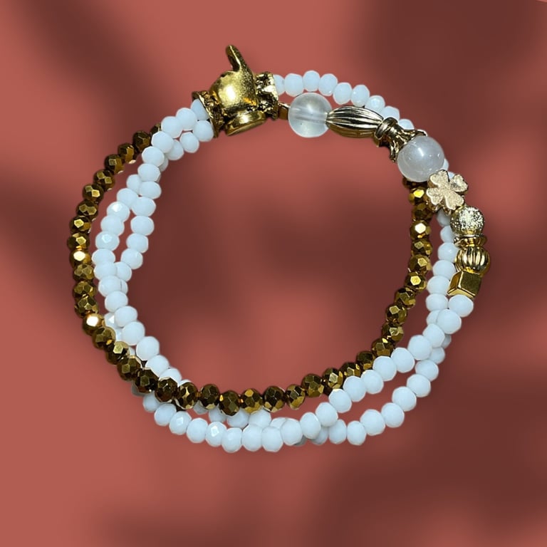 Hvidt Armbånd