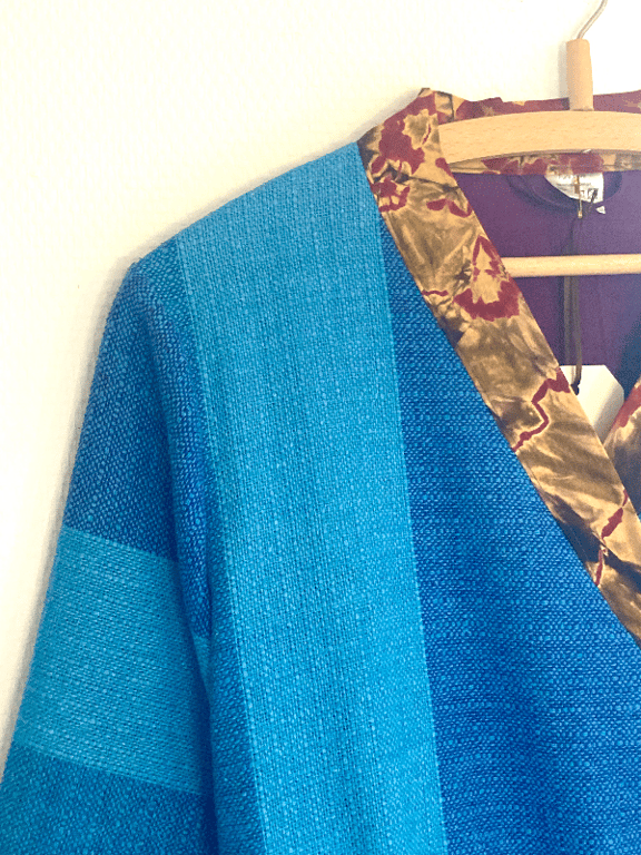 Colorblast jakke med afrikansk touch billede 2