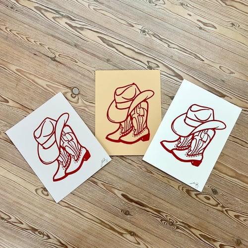 Howdy cowgirl – serigrafi i rød på tonet papir (3)