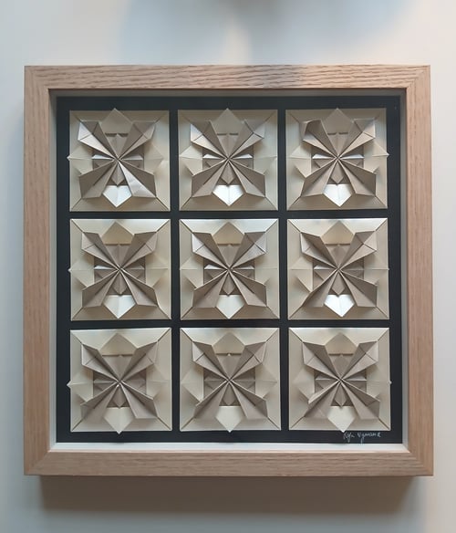 30x30cm foldet værk, indrammet 