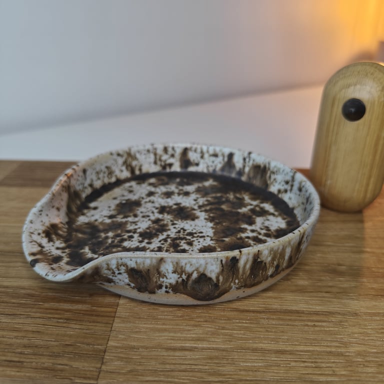 Brunlig spoonrest 