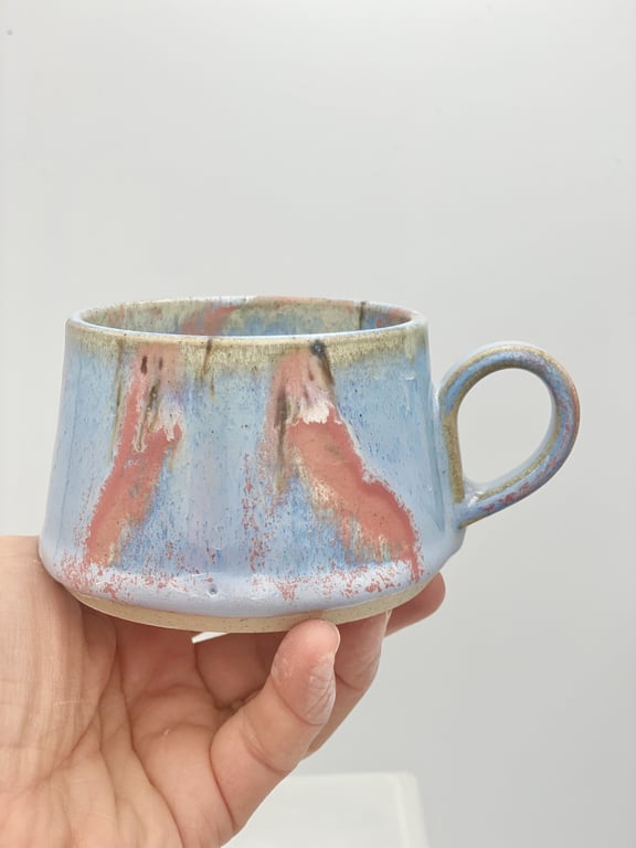 Enkel: Kunstkop med hank