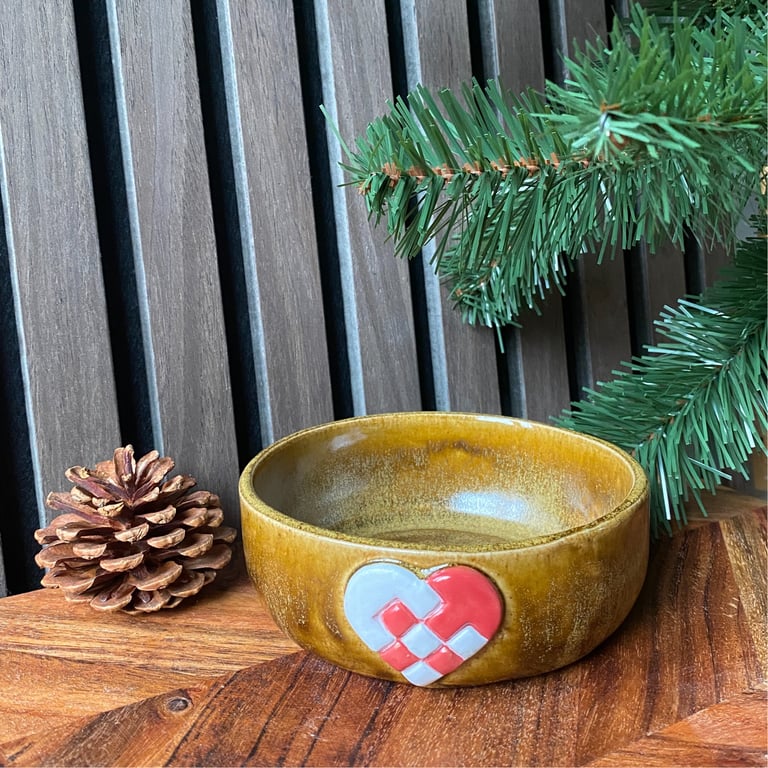 Skål med julehjerte S brun billede 2