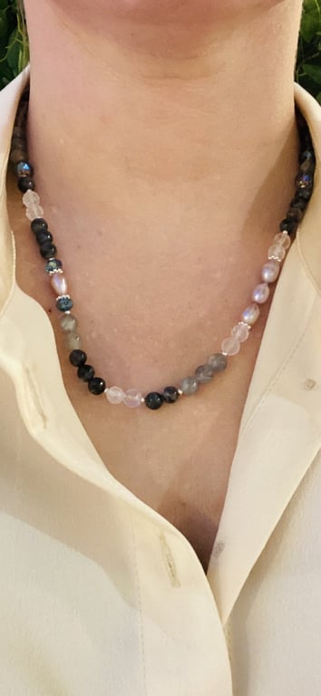 Bjergkrystal og Labradorit halskæde billede 2