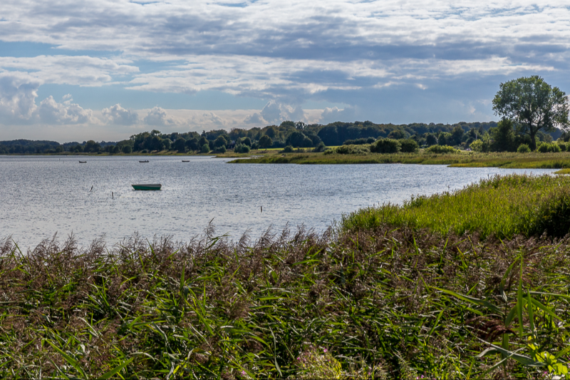 Udsigten over Præstø fjord fra Faxe siden en smuk sommerdag