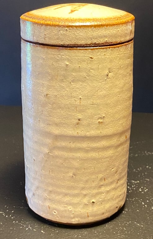 Lågkrukke i beige glasur  billede 2