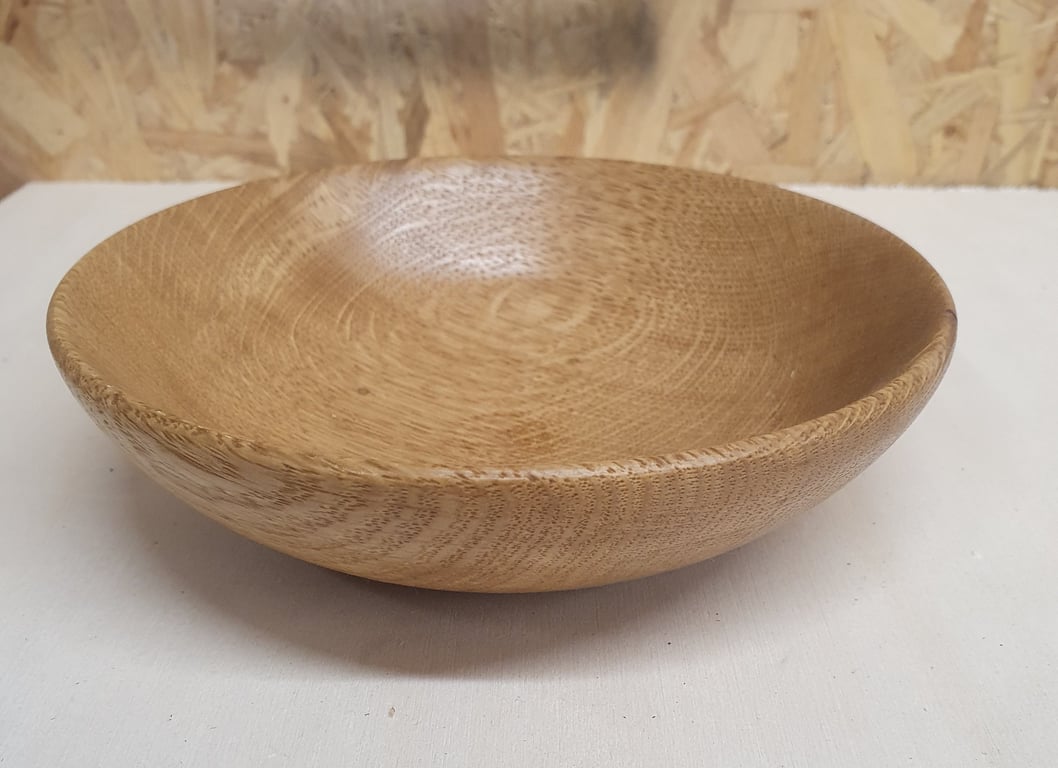 Skål i egetræ