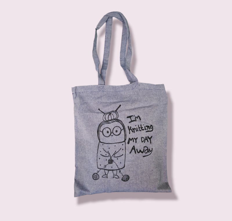 Mulepose: im knitting my day away Blå (2)