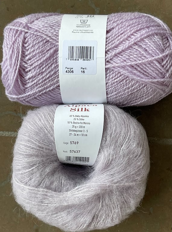 Kit: Bukser/Shorts strikket i Finuld  billede 12