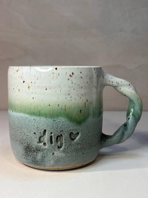 Dig kop. 390 ml. H: 9 cm