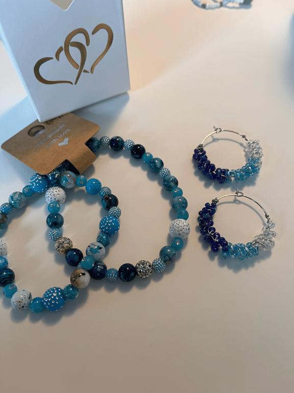 3 farver i blå, lyseblåt og glas creoler billede 2