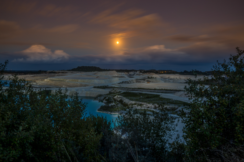 Faxe kalkbrud by night