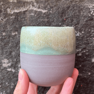 Hånddrejet kop  – produktbillede