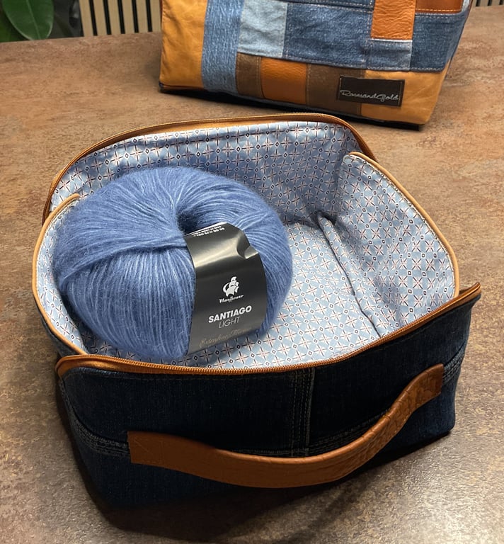 Skind boks upcycling "LILLESØSTER" 21 x 11 x11 cm billede 3