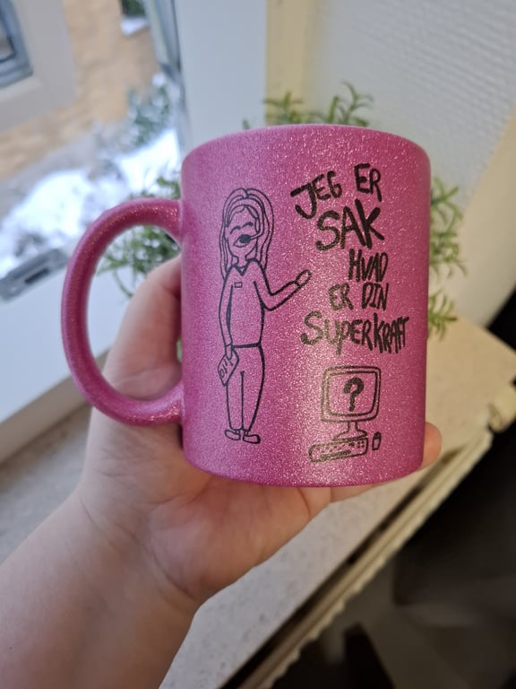 Krus: Jeg er SAK, hvad er din superkraft Lilla Glimmer