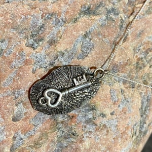 The key to love is a puzzle – produktbillede