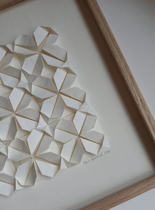 30x30cm foldet papirværk naturhvid, indrammet  (8)
