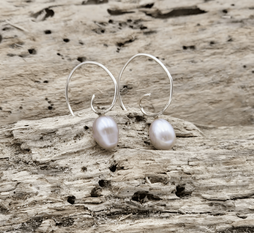 Rosa snabel ørekroge.