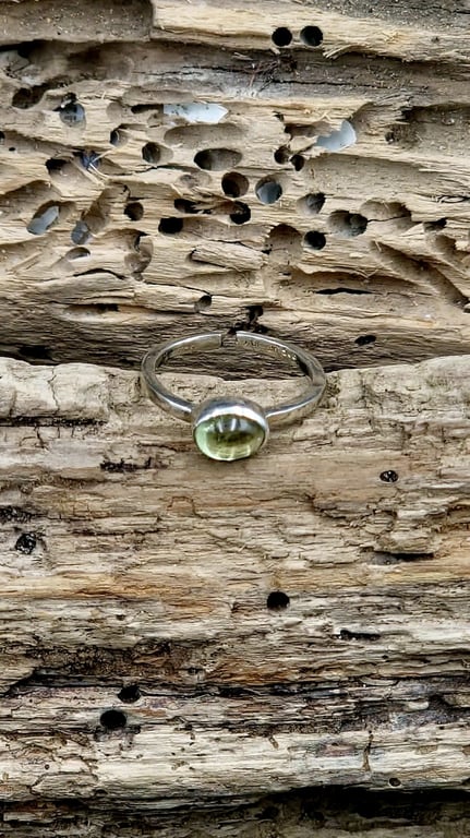 Grøn turmalin ring
