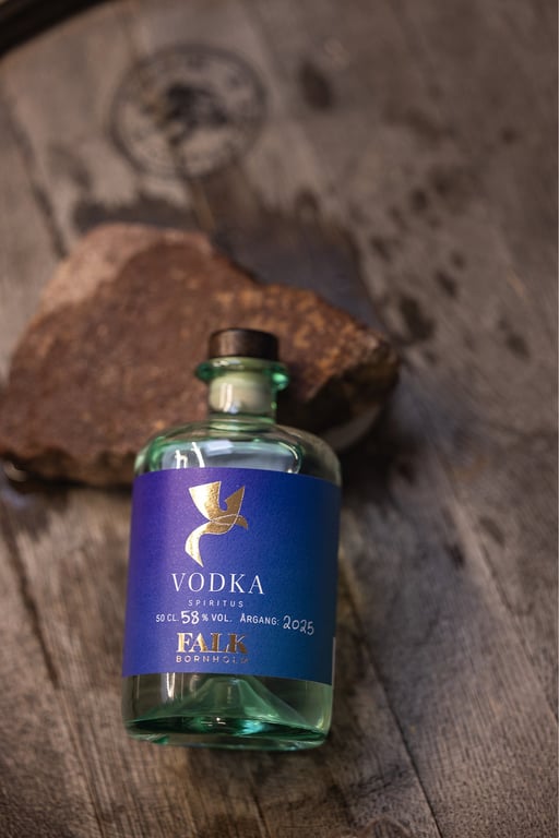 Vodka froststærk 58% vol., årgang 2025 (2)