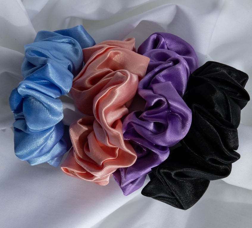 Its Giving Ponytail Scrunchie Set