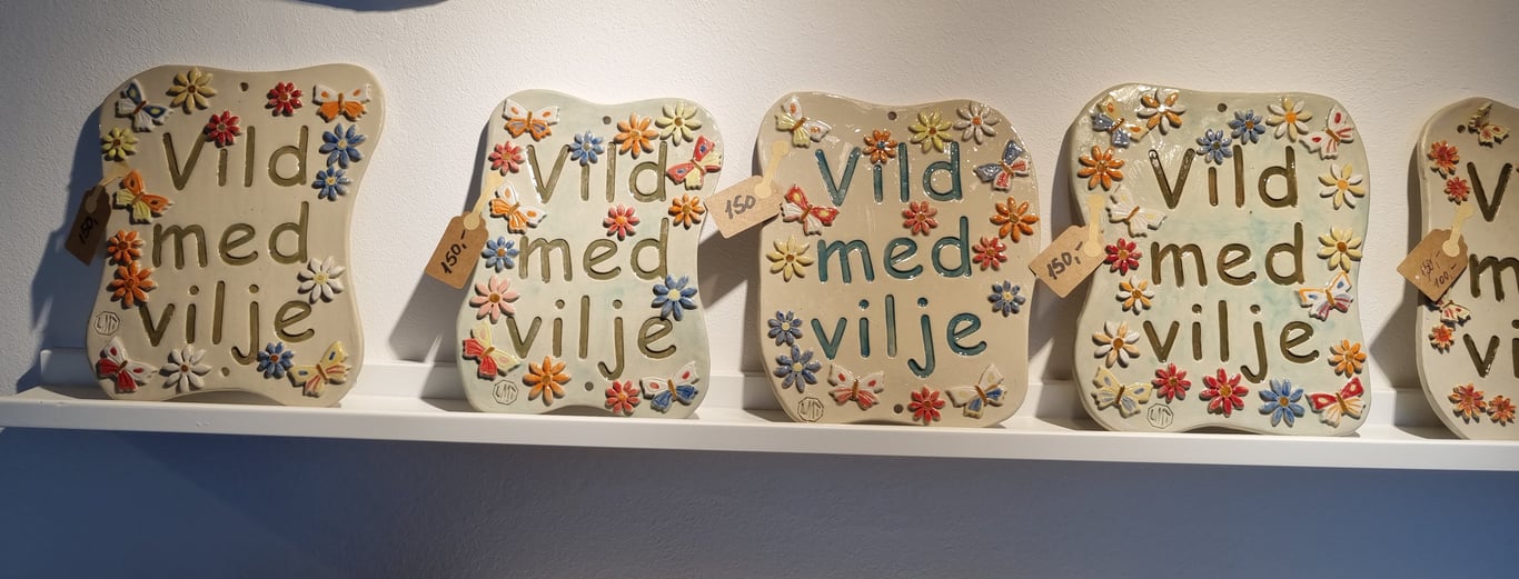 Vild med vilje skilt billede 2